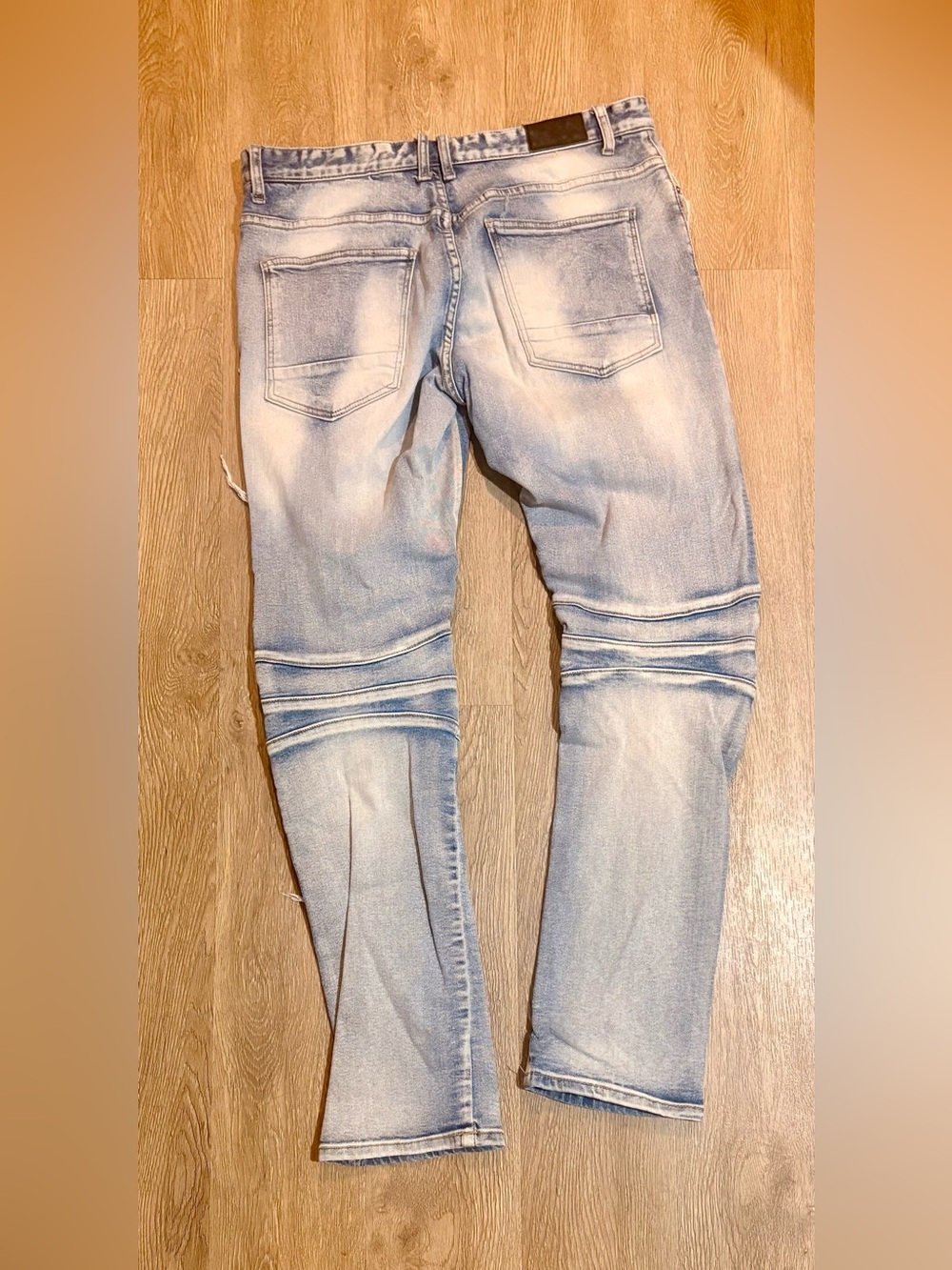 Smoke Rise Men’s 34x32 Distressed Moto Biker Jeans Light Wash Zipper Detail - Picture 3 of 6